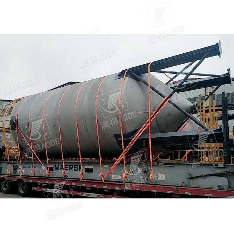 立式大型(xing)儲罐