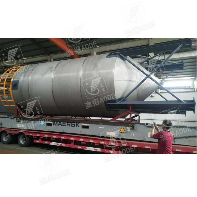 立式(shi)大型儲罐(guàn)